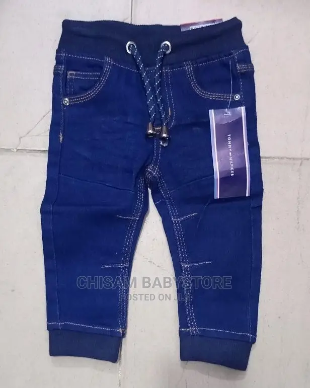 Stock Jeans