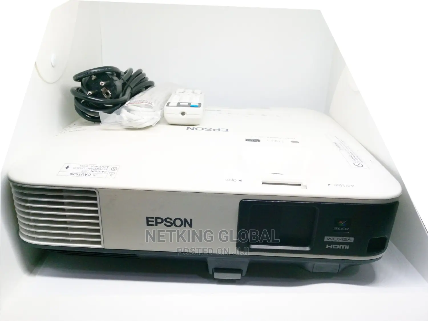 EPSON Projector (Eb - 2250U)