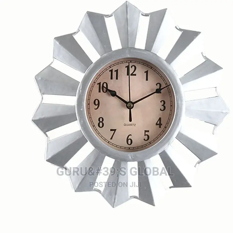 Top-Notch Clock