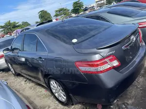 Toyota Camry 2011 Gray