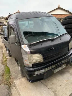 Nissan Caravan (Urvan) 2008 White