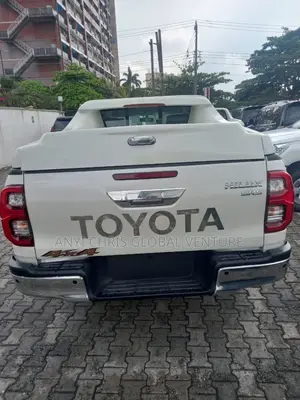 Toyota Hilux Booth Cover Carry Boy Latest Model