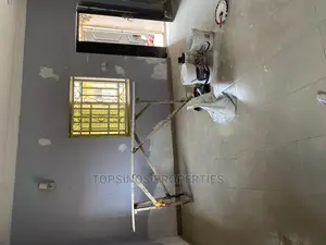 2bdrm Block of Flats in Dawaki for rent