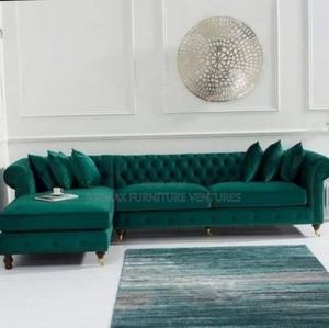 Luxury L-shaped Living Room Fabric Made Sofa Chair.
