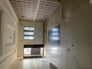 3bdrm Block of Flats in Dawaki for rent