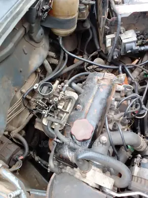 Renault Express Engine