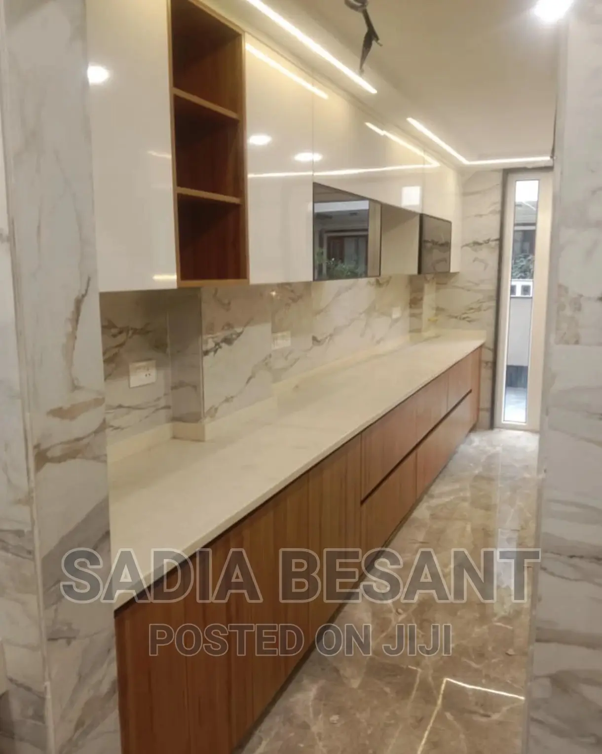 Contemporary Kitchen Cabinet Design