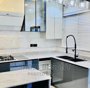 Luxury Kitchen Cabinet Design With Accessories