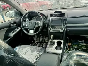 Toyota Camry 2014 Silver