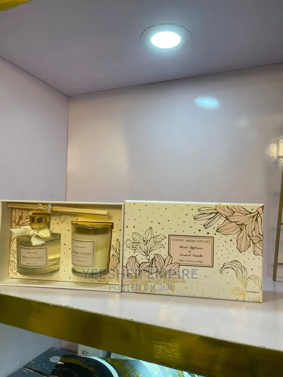 Reed Diffuser And Scented Candles