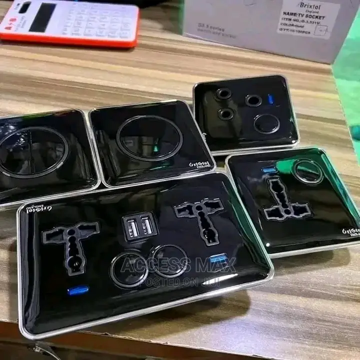 Switch and Socket Black All