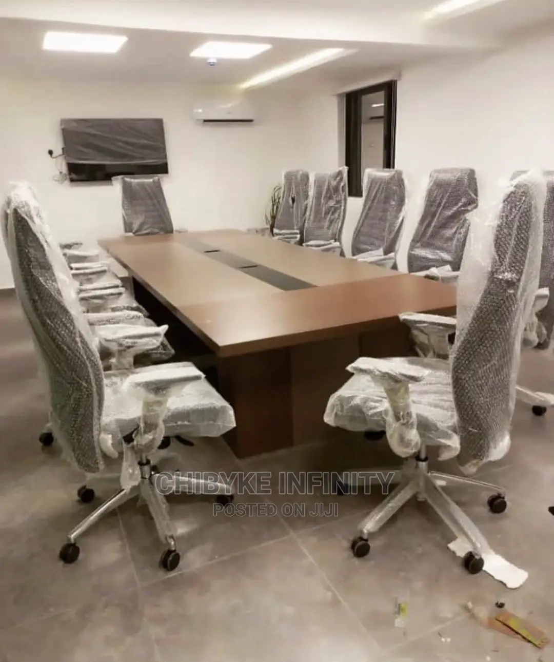 Quality Conference Table With 12-Seater Office Table 