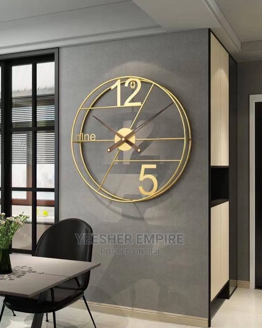 Gold Minimalist Luxury Clock