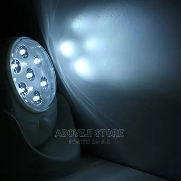 LIGHT ANGEL 360 Rotating LED Light