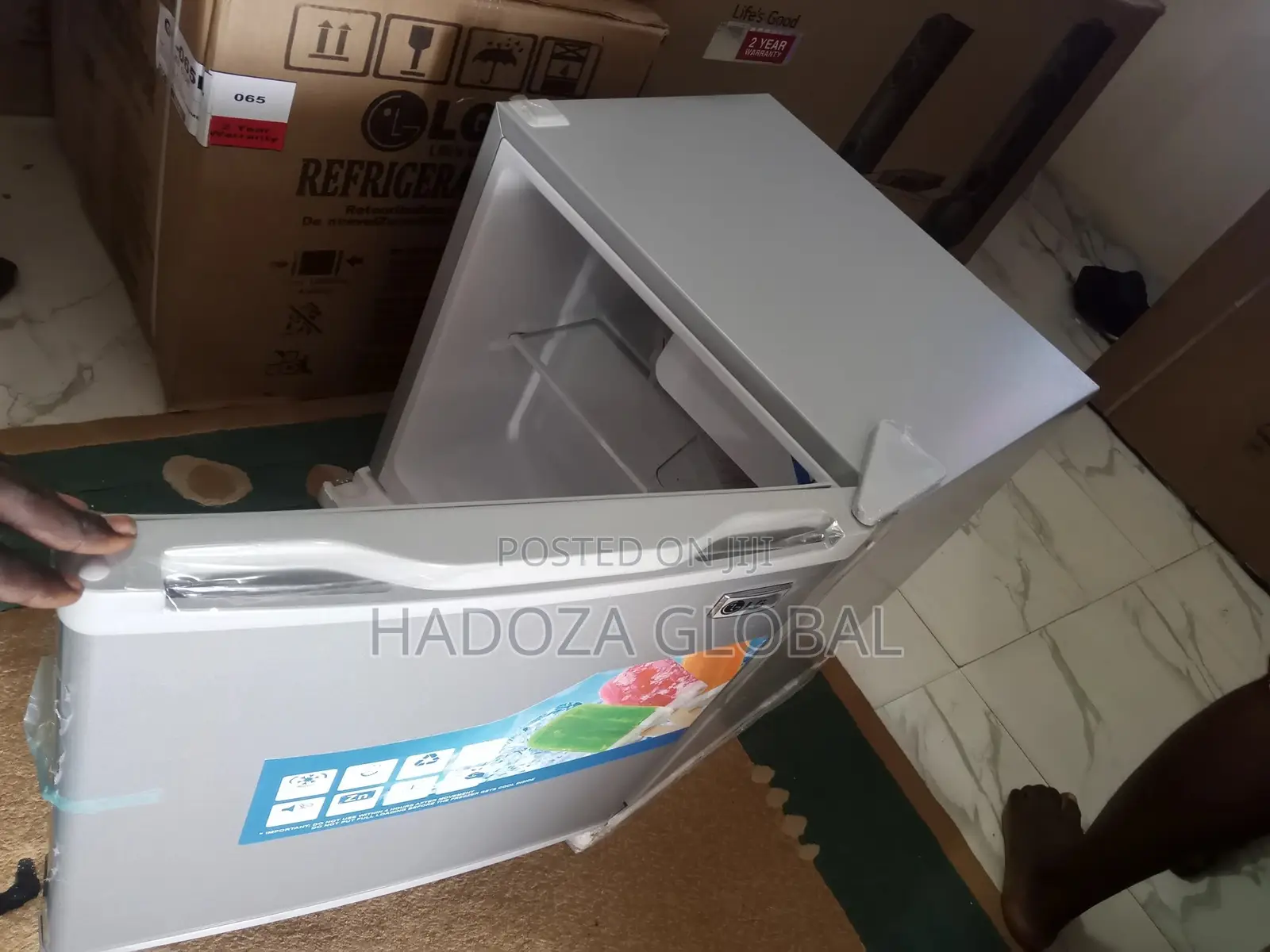 Ice Maker LG Bedside Single Door Fridge
