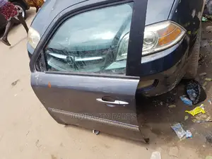 Front Left Door 2010-13 Honda Pilot