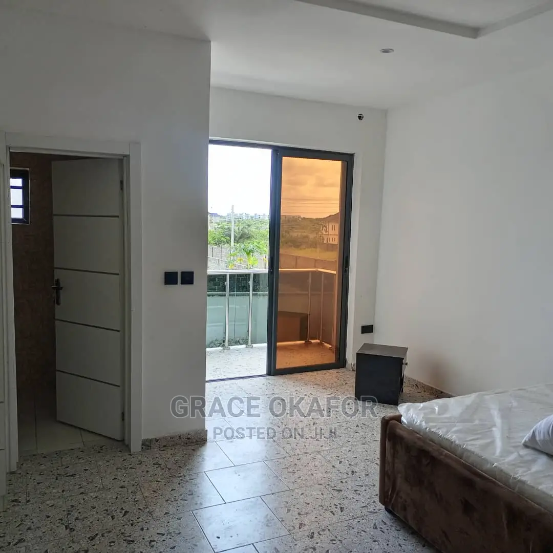 3bdrm Duplex in Peak Luxury Terrace, Lakowe for sale