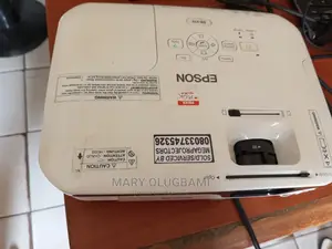 Sharp Projector for Your School