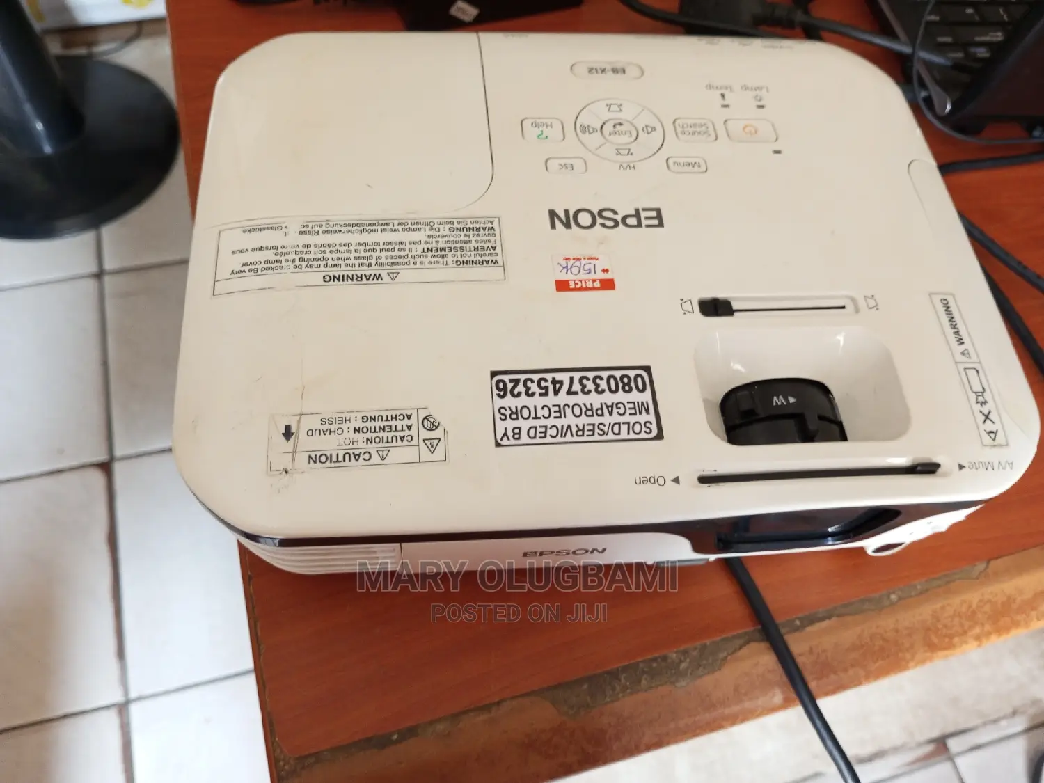 Sharp Projector for Your School
