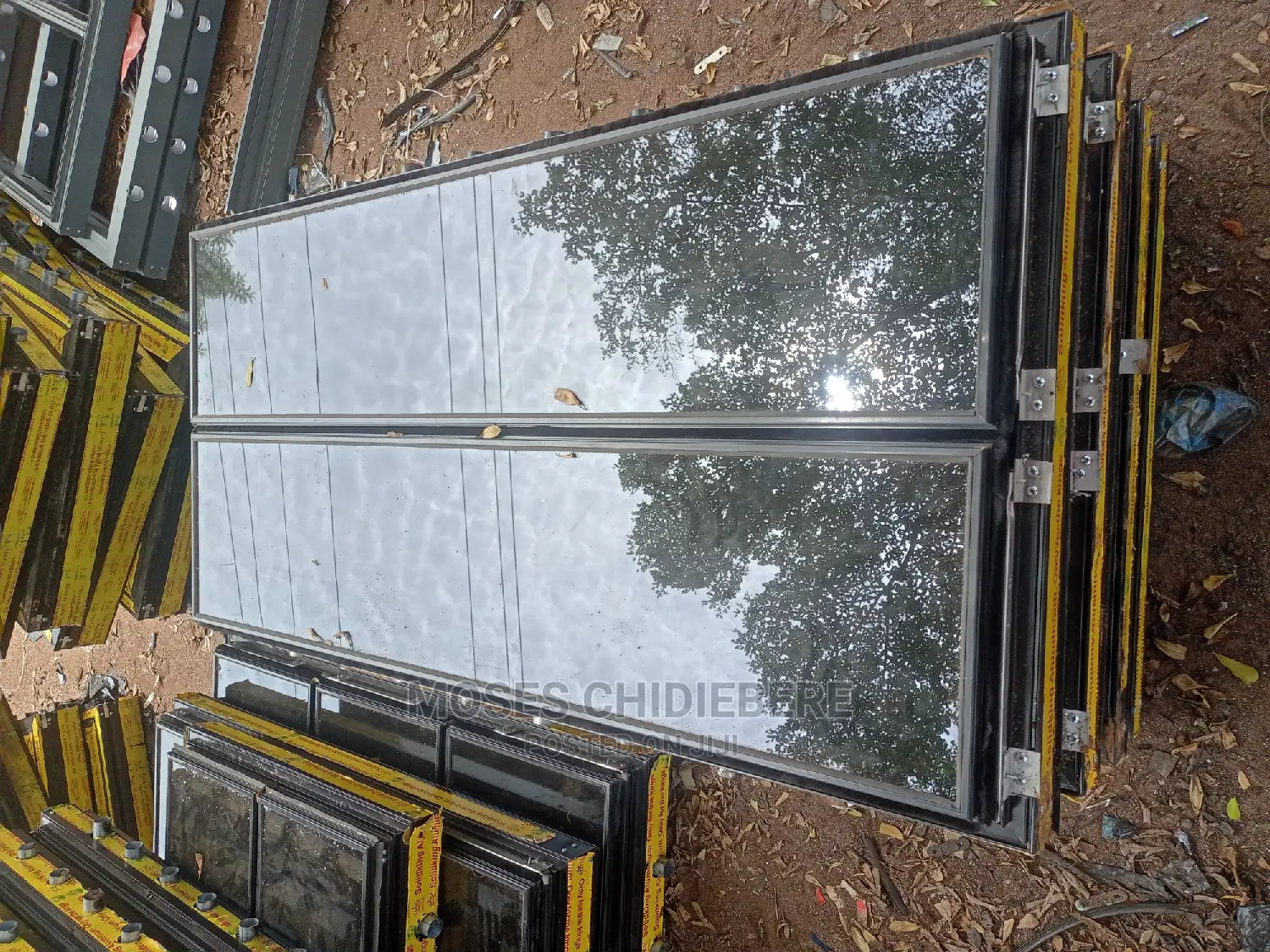 Frameless / Structural Windows