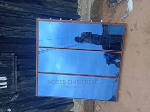 Frameless / Structural Windows