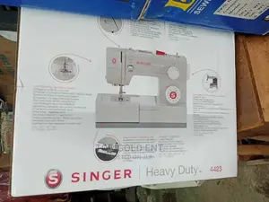 Singer Potable Sewing Machine (Heavy Duties)
