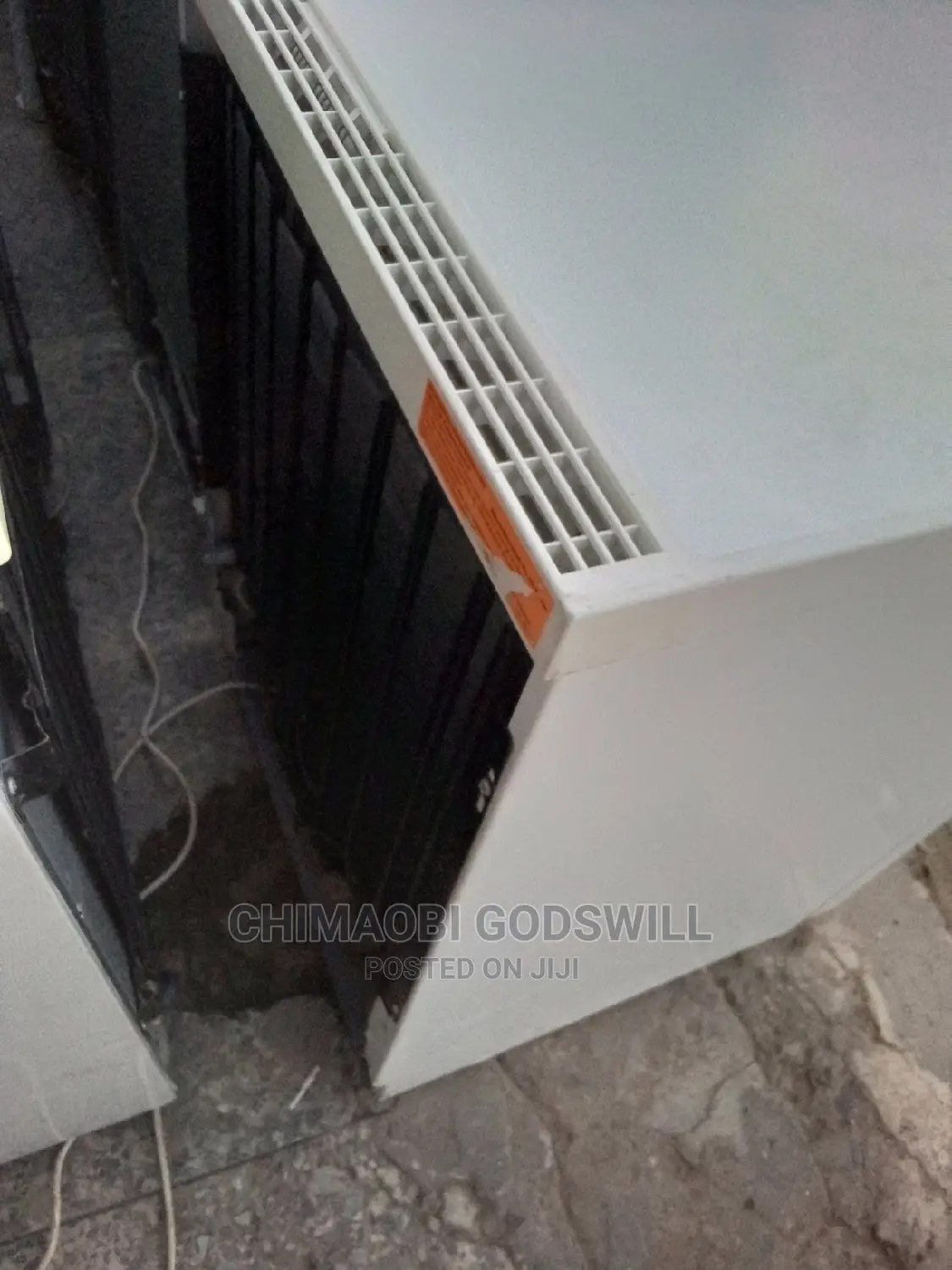 Single Door Chest Standing Freezer