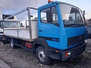 Mercedes 814 Direct Germany Blue