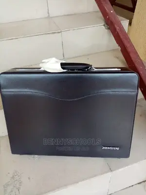 Big Brown Leaves King Briefcase