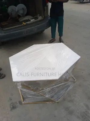 Center Table With 2 Side Stool