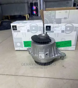 Engine Seat/Engine Mount for C300,E350,GLK350,ML350,
