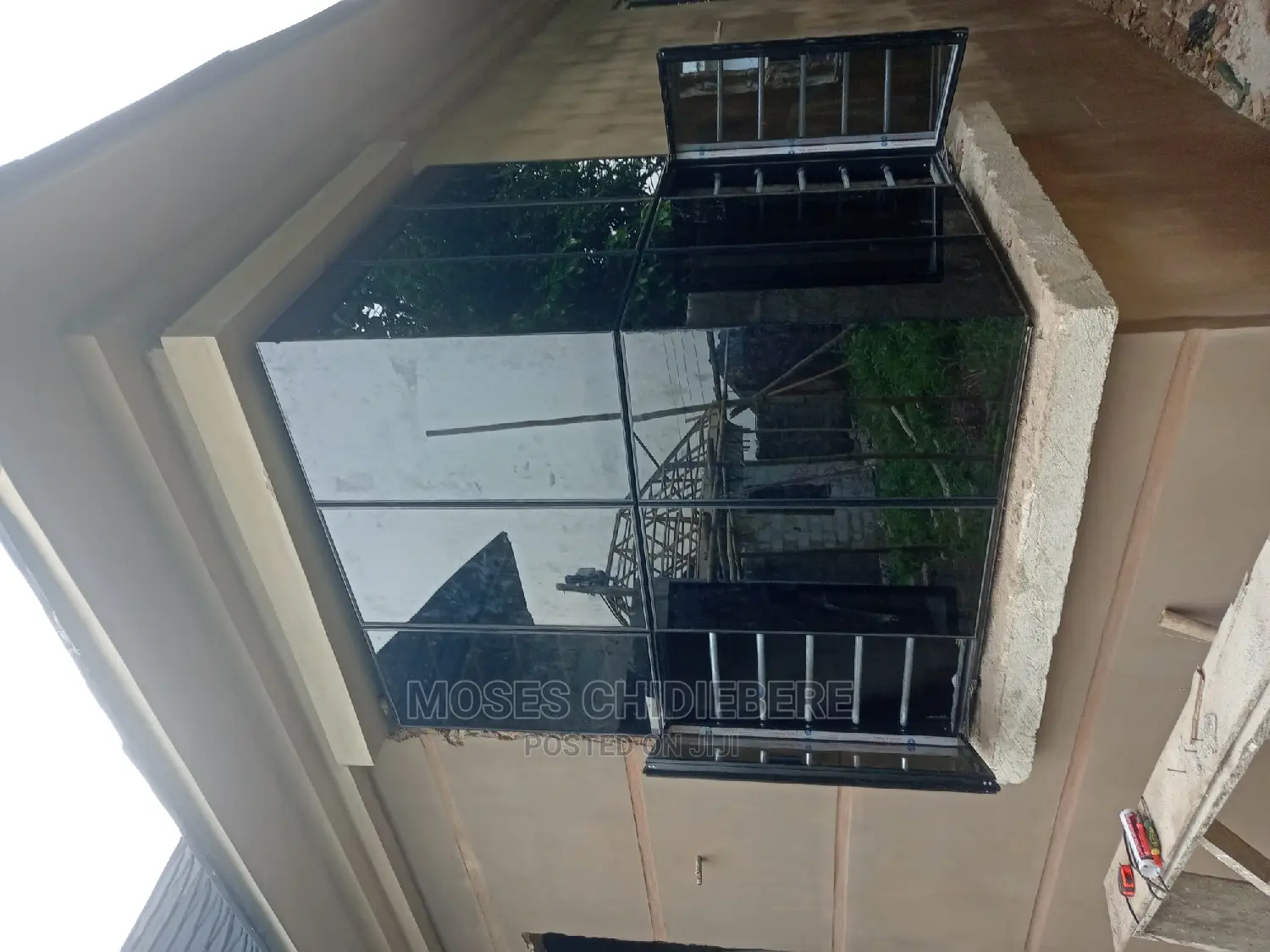 Frameless/Structural Windows