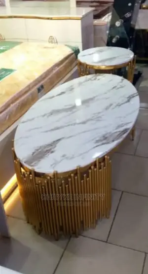 Standard Quality Modern Marble Oval Centre Table With Stool
