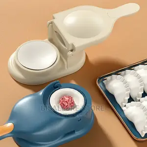 2 in 1 Meat Pie Cutter and Mold