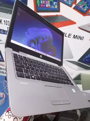 Laptop HP EliteBook 820 G3 8GB Intel Core i5 SSD 256GB