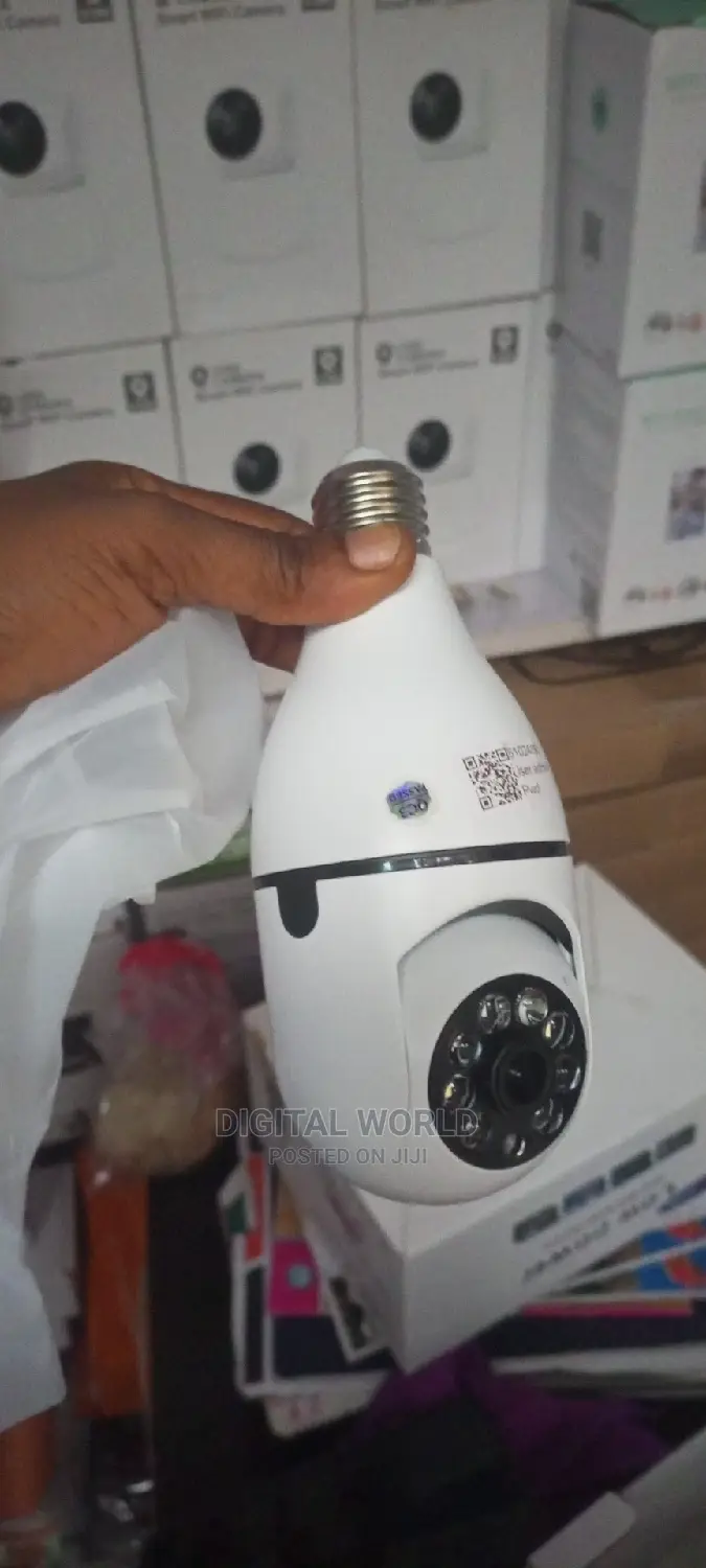 Wifi PTZ Bulb Camera