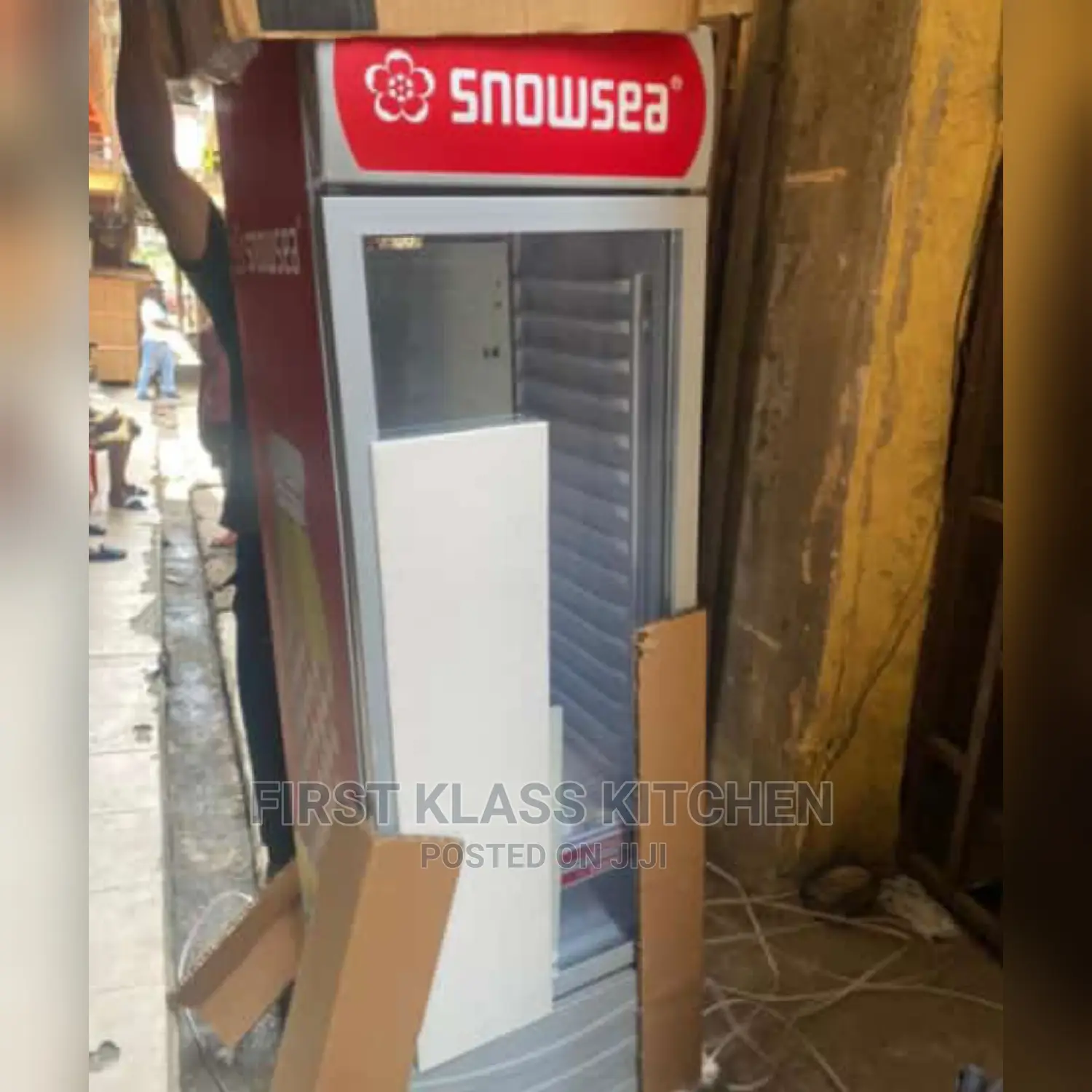 Single Door Chiller