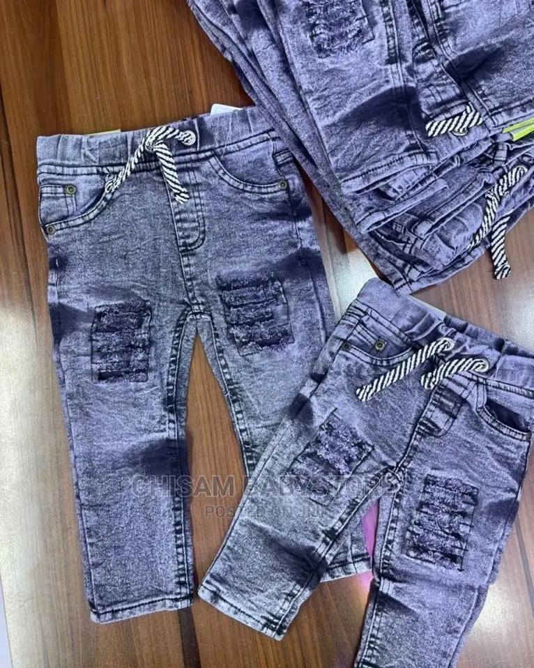Stock Jeans
