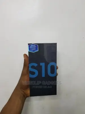 New Samsung Galaxy S10 128 GB Blue