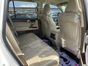 Lexus GX 2013 White