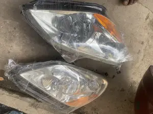 Headlight for 2003-2007 Pilot