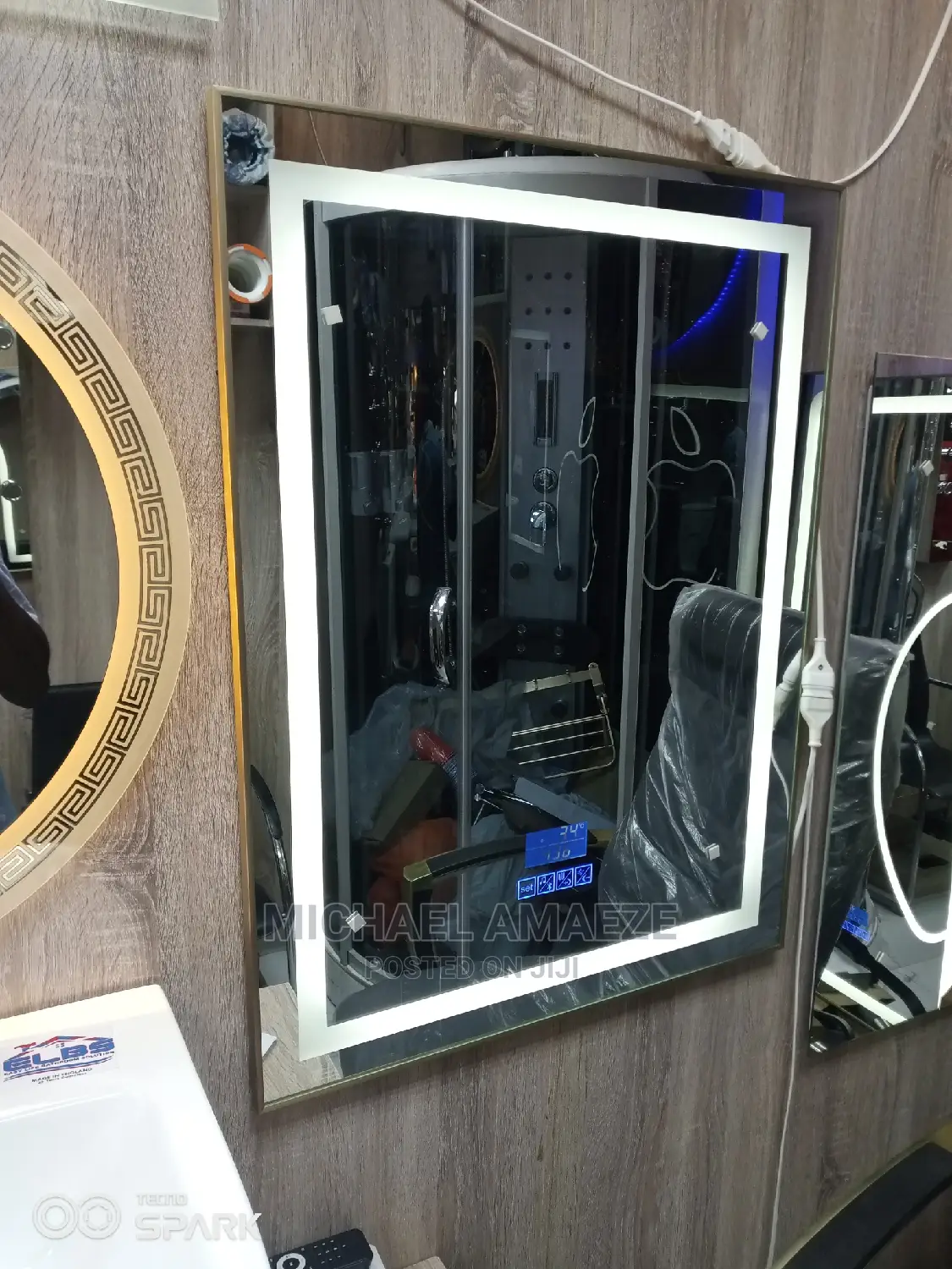 Square LED Bluetooth Mirror