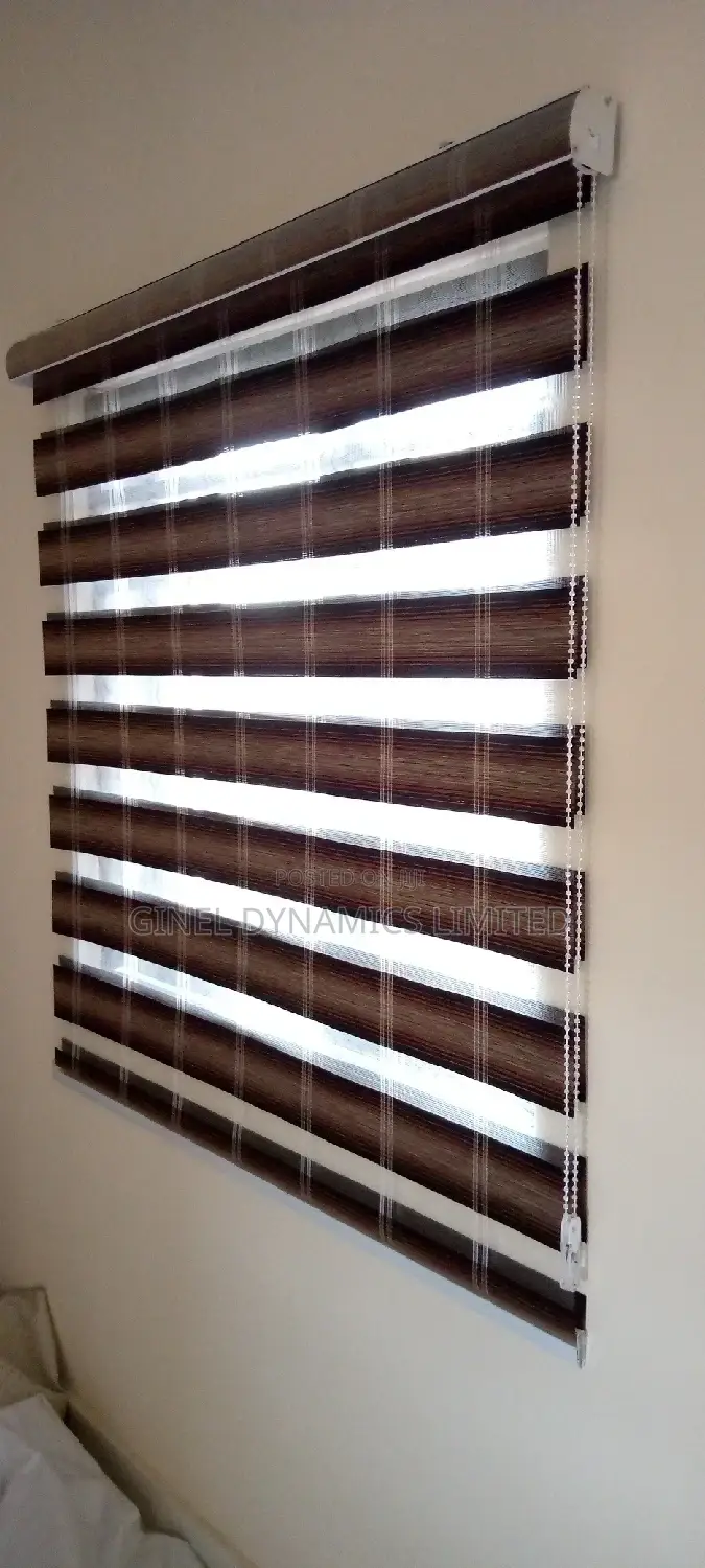 High Quality Window Blind (Free Delivery)
