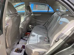 Toyota Corolla 2010 Gray