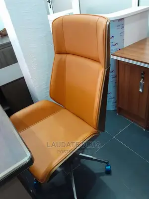 Brentwood Swivel Executive Office Chair