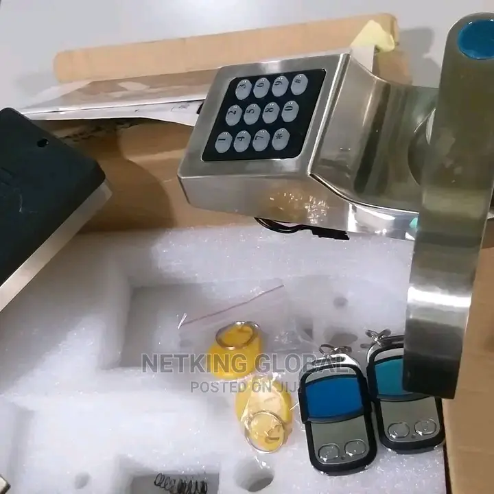 Executive/Intelligent Door Lock