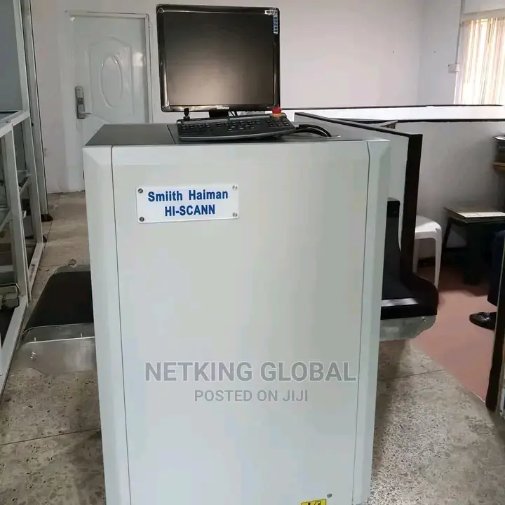 Baggage/Luggage Scanner
30x50 Tunnel Size