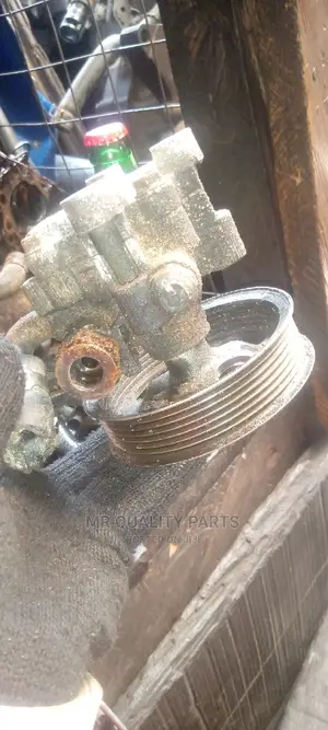 Power Steering Pump For Toyota Highlander 4plug