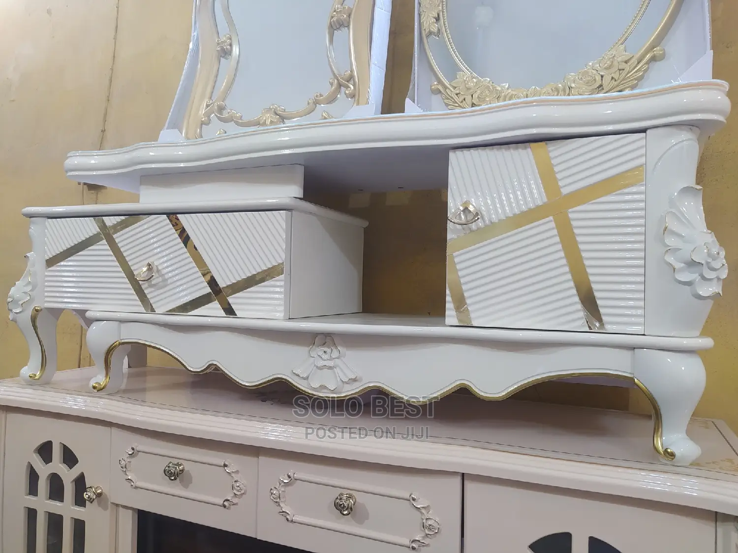 1.2 Meter TV Stand