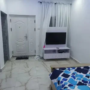 Shortlet Serviced Apartment / Guest House